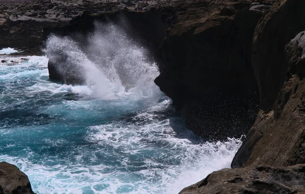 グラン カナリア島の北海岸 バナデロス地域の溶岩原 モンタナ アルカスの噴火による灰色のテクスチャの溶岩 — ストック写真