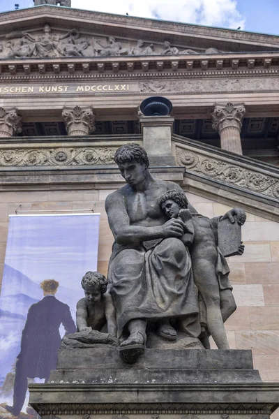Berlin Németország 2018 Július Szobrászati Összetételének Homlokzatán Alte Nationalgalerie Régi — Stock Fotó