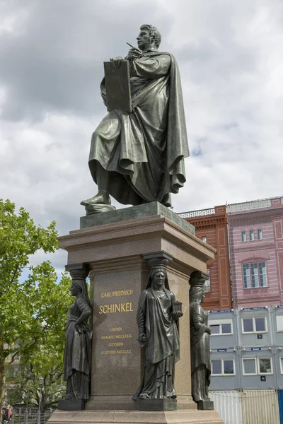 Berlim Alemanha Julho 2018 Estátua Bronze Karl Friedrich Schinkel Centro — Fotografia de Stock