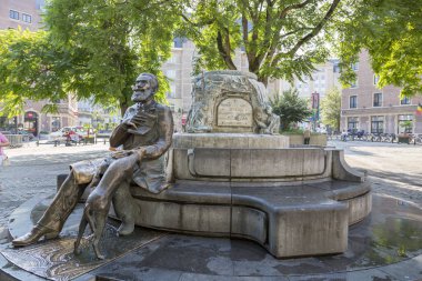 Brussels, Belçika - 04 Temmuz 2018: Anıt belediye başkanı Brüksel Charles Buls