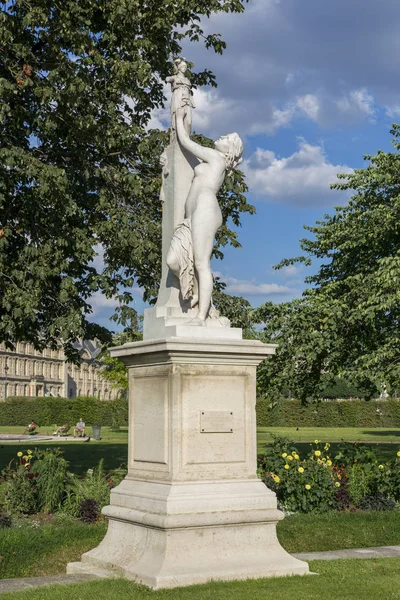 Paris Francja Lipca 2018 Kompozycja Rzeźbiarska Cassandra Ogrodzie Tuileries Paryżu — Zdjęcie stockowe