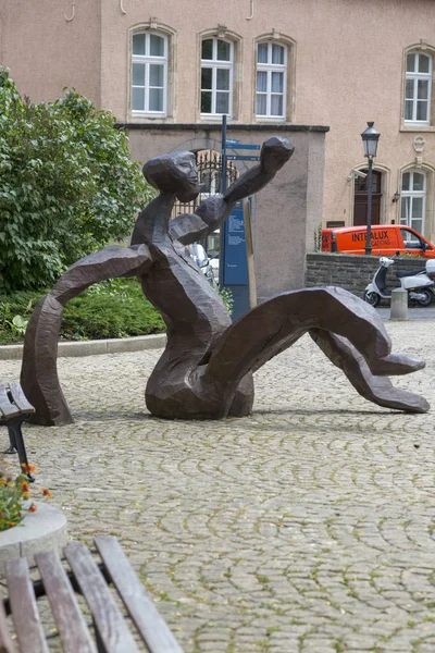 Lüksemburg, Lüksemburg Büyük Dükalığı - 06 Temmuz 2018: Lüksemburg, kalbinde Modern heykel