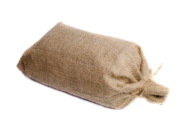 Beyaz bir arka plan üzerinde düğümlü dolu çanta