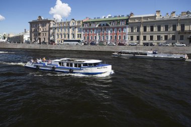 St. Petersburg, Rusya - 08 Ağustos 2018: St Petersburg Fontanka Nehri set of görünüm