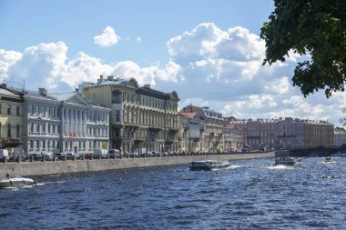 St. Petersburg, Rusya - 08 Ağustos 2018: St Petersburg Fontanka Nehri set of görünüm