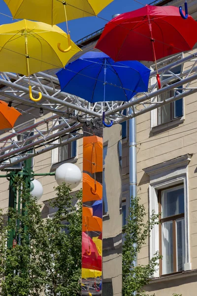 São Petersburgo Rússia Agosto 2018 Alley Soaring Umbrellas Solyany Lane — Fotografia de Stock