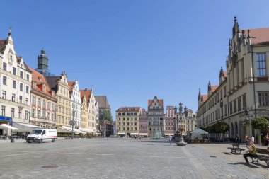 Wroclaw, Polonya - 09 Temmuz 2018: Market Square Wroclaw, Polonya Merkezi