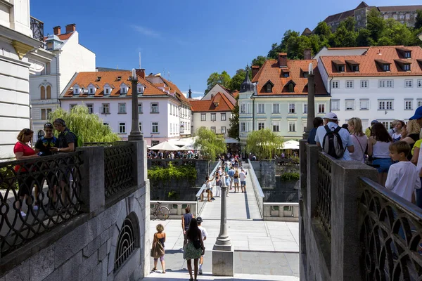 Lubiana, Slovenia - 15 agosto 2019: Veduta del terrapieno di — Foto Stock