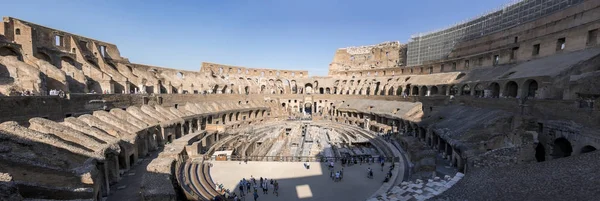 ローマ イタリア 8月17 2019 コロッセオ アンフィテアター 古代ローマの建築の記念碑 ビュー内 — ストック写真