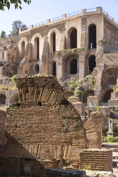 Roma Talya Ağustos 2019 Roma Forumunun Antik Yapılarına Bakış — Stok fotoğraf