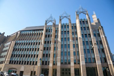 Brüksel, Belçika - 4 Temmuz 2018: Brüksel 'in orta kesiminde modern mimarinin inşası