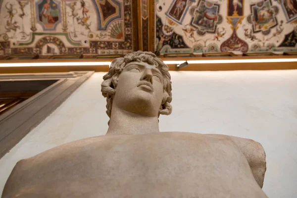 Florence Italy August 2019 Ancient Statue Museum Corridor Uffizi Gallery — Stock Photo, Image