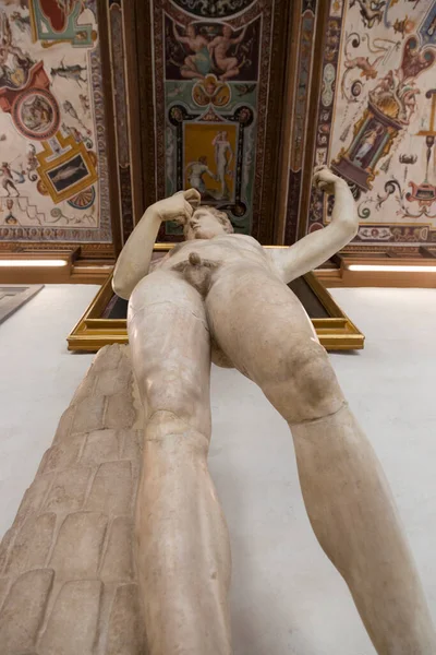 Florence Italy August 2019 Ancient Statue Museum Corridor Uffizi Gallery — Stock Photo, Image