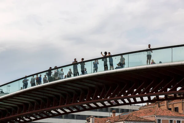 Venecia Italia Agosto 2019 Gente Vidrio Puente Constitución Sobre Gran —  Fotos de Stock