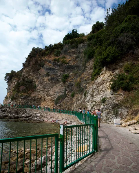 Budva Montenegró 2017 Augusztus Road Mogren Beach Sea Coast Budva — Stock Fotó