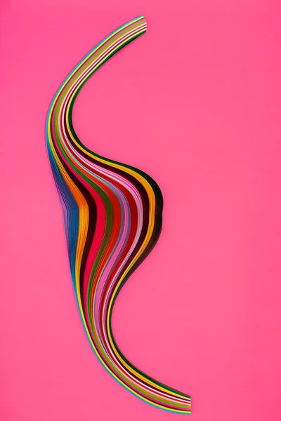 Composition Abstraite Avec Une Figure Papier Coloré Sur Fond Coloré — Photo