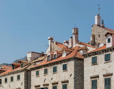 Dubrovnik, Hırvatistan - 06 Ağustos 2017: Dubrovnik 'in merkezindeki Eski Kentin çatıları