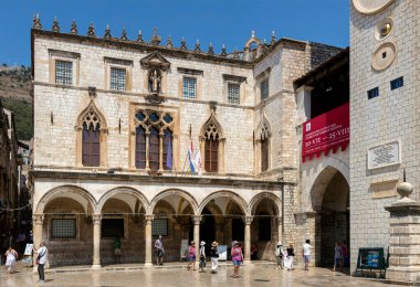 Dubrovnik, Hırvatistan-06 Ağustos 2017: Eski Kentin sokakları ve mimarisi