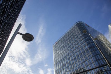 Viyana, Avusturya - 14 Şubat 2023: Avustralya başkenti Viyana 'nın Merkez İstasyonu yakınlarındaki modern mimarisi