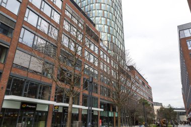 Bratislava, Slovakya - 14 Şubat 2024: Slovak başkenti Bratislava 'nın modern mimarisi