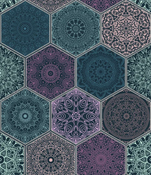 Mandala altıgen elemanları ile renkli çiçek patchwork boho chic tarzı oryantal seamless modeli