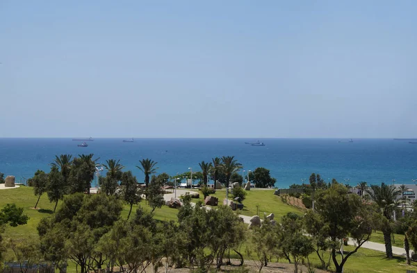 Park Ashdod-Yam, Ashdod, İsrail şehirde. Akdeniz deniz görünümü