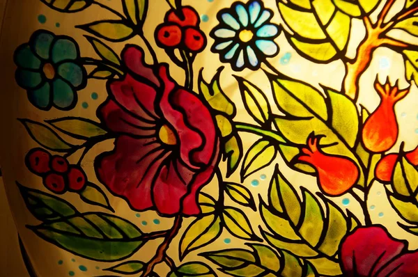 Πολύχρωμα Ζωγραφισμένα Στο Χέρι Γύρο Γυαλί Λαμπτήρα Χρωματισμένο Γυαλί Χρώματα — Φωτογραφία Αρχείου
