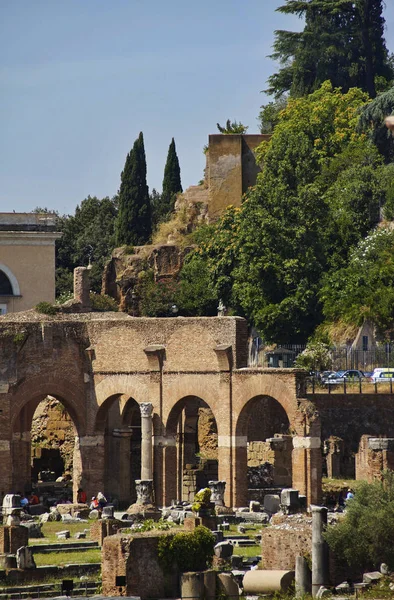 Vista do Fórum de César em Roma — Fotografia de Stock