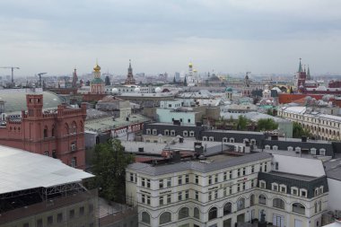 Moskova, Rusya - 15 Mayıs 2018: yukarıda hava çatı görünümü Moskova tarihi merkezi.
