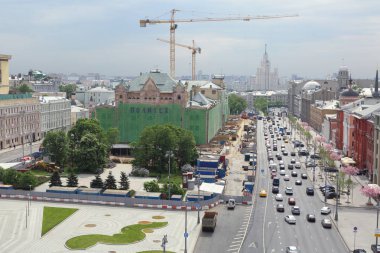 Moskova, Rusya - 15 Mayıs 2018: Hava çatı görünümü Moskova tarihi merkezindeki bakış açısından.