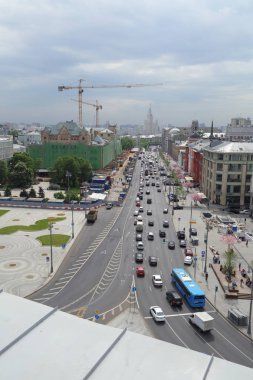 Moskova, Rusya - 15 Mayıs 2018: Hava çatı görünümü Moskova tarihi merkezindeki bakış açısından.