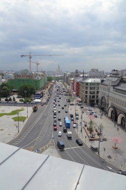 Moskova, Rusya - 15 Mayıs 2018: Hava çatı görünümü Moskova tarihi merkezindeki bakış açısından.