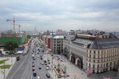 Moskova, Rusya - 15 Mayıs 2018: Hava çatı görünümü Moskova tarihi merkezindeki bakış açısından.