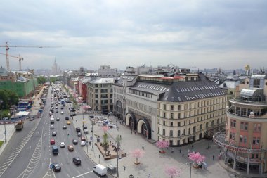 Moskova, Rusya - 15 Mayıs 2018: Hava çatı görünümü Moskova tarihi merkezindeki bakış açısından.
