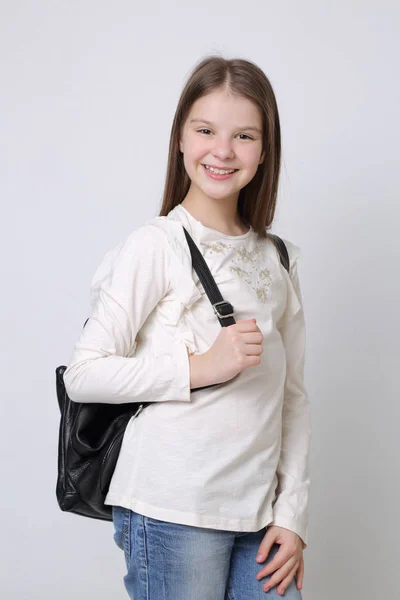 Χαμογελώντας Ευρωπαϊκή Καυκάσιος Έφηβος Κορίτσι — Φωτογραφία Αρχείου