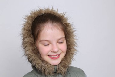 Güzel stüdyo Avrupa beyaz genç kız portresi