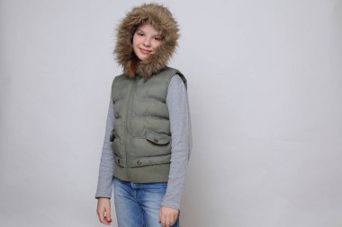 Güzel stüdyo Avrupa beyaz genç kız portresi