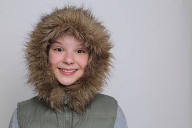 Beautirul studio Avrupa beyaz genç kız portresi