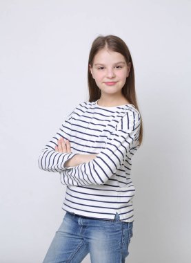 Güzel stüdyo Avrupa beyaz genç kız portresi