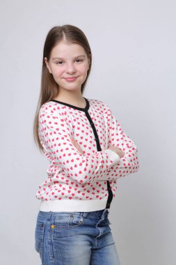 Güzel stüdyo Avrupa beyaz genç kız portresi