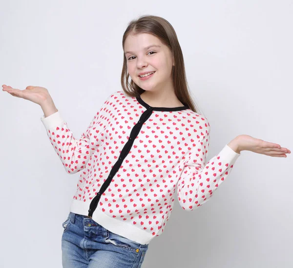 Mooi Portret Van Europese Kaukasische Tiener Meisje — Stockfoto