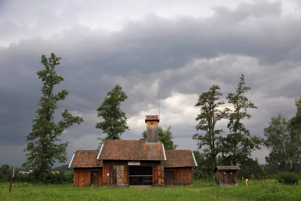 Pologne Sanok Août 2018 Authentiques Vieux Bâtiments Bois Musée Ethnographique — Photo