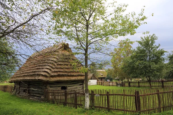 Pologne Sanok Août 2018 Authentiques Vieux Bâtiments Bois Musée Ethnographique — Photo