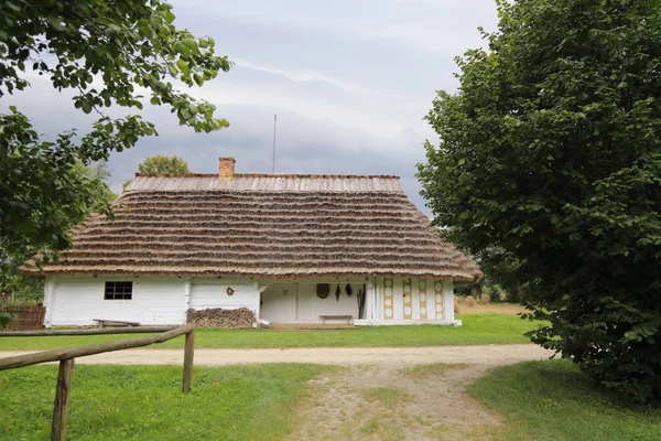 萨诺克 2018年8月5日 波兰萨诺克人种学博物馆正宗的古老木制建筑 萨诺克的斯坎森露天博物馆是波兰最大的博物馆 — 图库照片