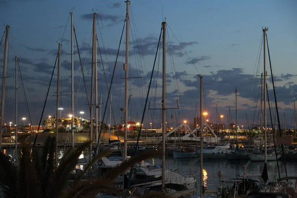 Valencia Spanien Juni 2018 Schöner Blick Auf Jachten Und Seehafen — Stockfoto