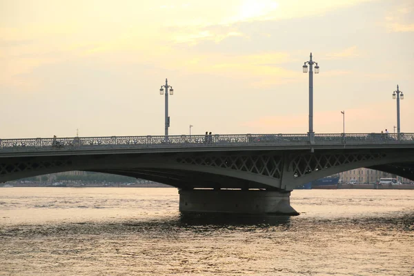 Pohled Západ Slunce Blagovešchenském Mostě Petrohradě Rusko — Stock fotografie