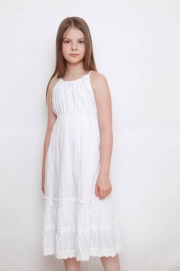 Duygusal küçük kız görüntüsü