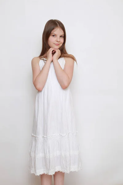 Teen Girl Posing Camera Fashion Model — Stock Photo, Image