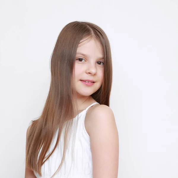 Studio Ritratto Della Bambina Emotiva — Foto Stock