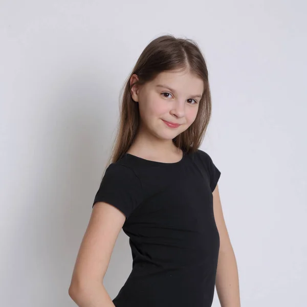 Kaukasiska Tonåring Flicka Posin — Stockfoto